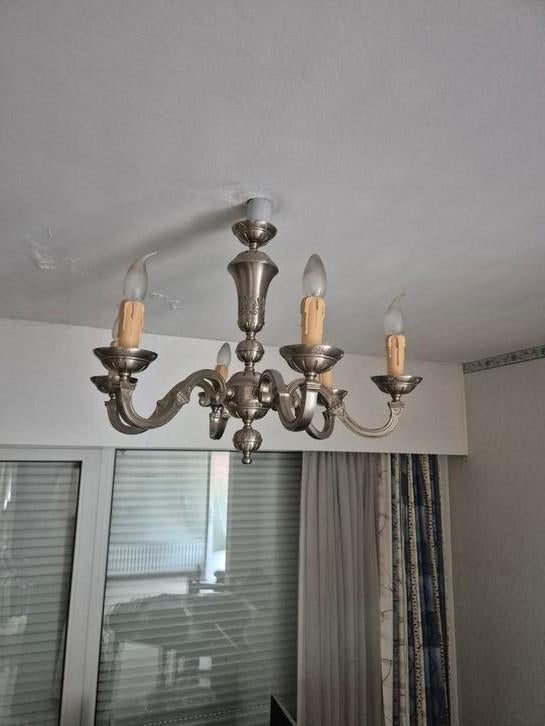 Mooi luster, Ophalen