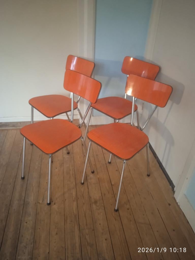 Jaren 50 formica stoelen (4) grijs of oranje., Huis en Inrichting, Stoelen, Ophalen, Overige kleuren, Gewoon mooi formica!!, Zo goed als nieuw