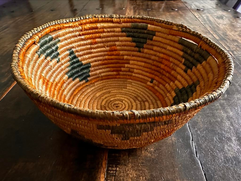 Panier haoussa, art ethnique tribal africain, Envoi