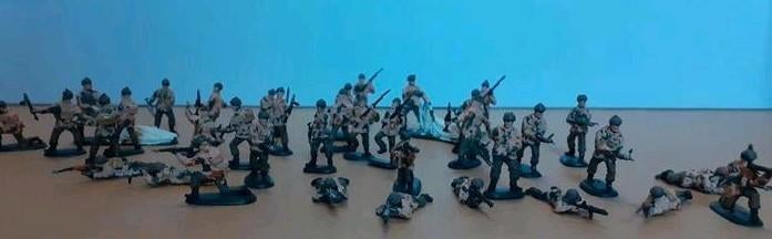 Vintage soldaatjes, Britse paratroops WW2  handgeschilderd., Ophalen of Verzenden, Gebruikt