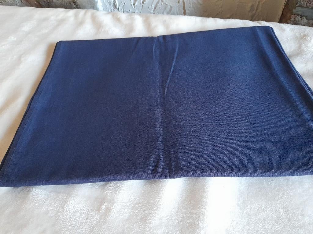 Nappe unie bleu aspect lin +/- 140  200 lavable à  95, Enlèvement ou Envoi, Comme neuf, Rectangle, Intérieur