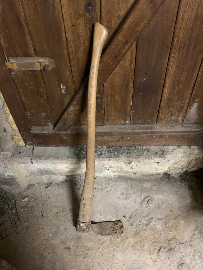 Talon ancien. En très bon état., Jardin & Terrasse, Enlèvement, Utilisé, Houe