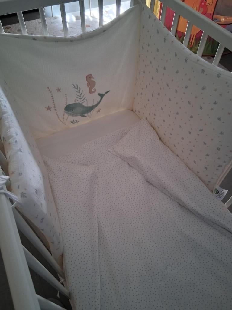 Tour de lit bébé  'Maisons du Monde' 20 euros--->0485989166, Enfants & Bébés, Enlèvement, Comme neuf, Berceau