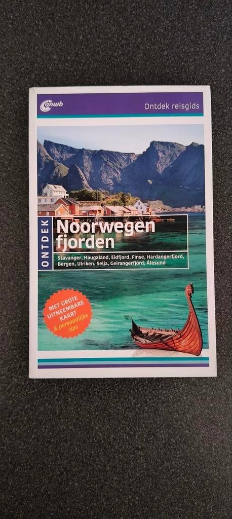 Scandinavische reisboeken., Boeken, Ophalen, Zo goed als nieuw