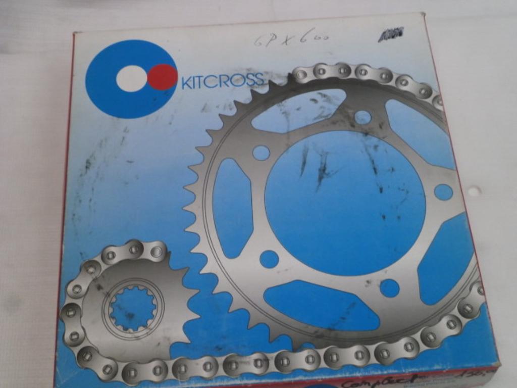 Kawasaki en Suzuki ketting kits, Motos, Pièces | Oldtimers & Ancêtres, Enlèvement ou Envoi, Neuf