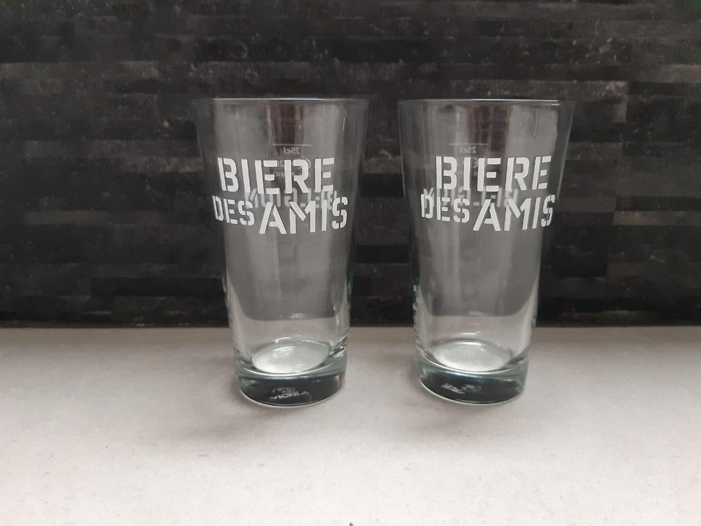 Lot de 2 verres "Bière des Amis" 25cl, Collections, Marques de bière, Enlèvement ou Envoi, Comme neuf, Verre ou Verres, Autres marques