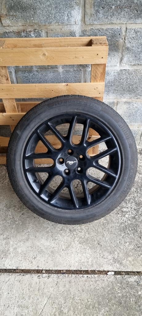 Jantes mustang 18 pouces, Autos : Pièces & Accessoires, Pneus été, Enlèvement, Pneu(s), 18 pouces