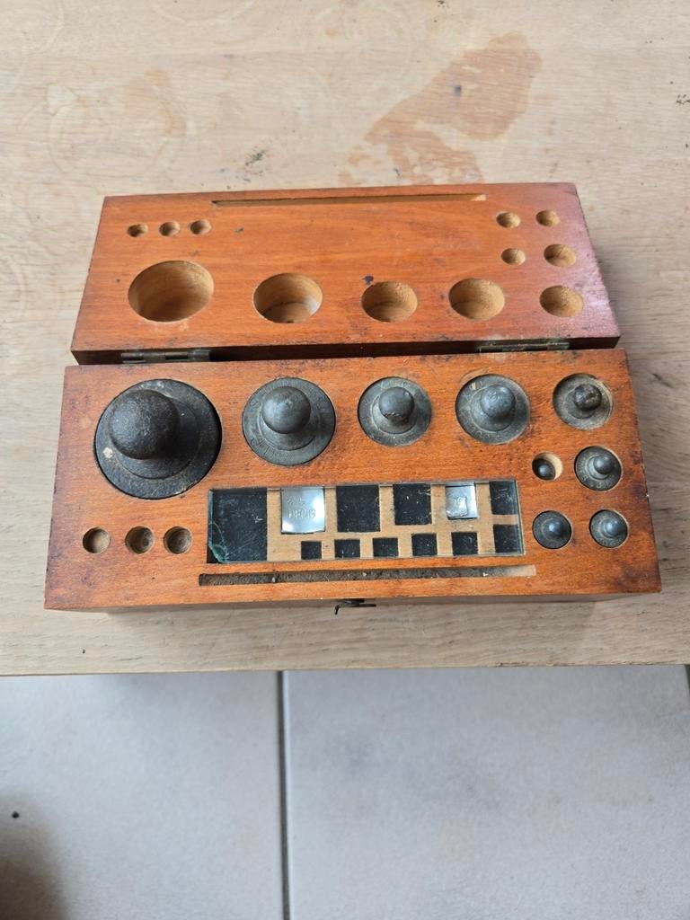 Coffret de poids pour balance, Antiquités & Art, Enlèvement ou Envoi