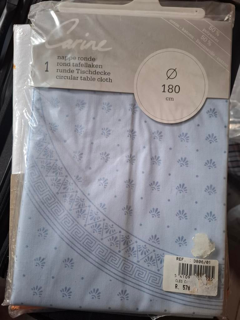 Nappe ronde diamètre 180 cms, Maison & Meubles, Cuisine | Linge de cuisine, Enlèvement ou Envoi, Comme neuf, Bleu, Nappe ou Toile cirée