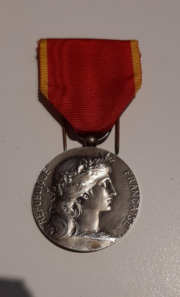 Medaille van de Eastern Industrial Society (zilver), Postzegels en Munten, Ophalen of Verzenden, Zilver