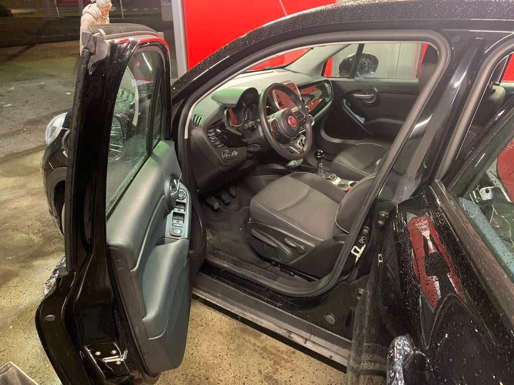 Fiat 500x, Diensten en Vakmensen