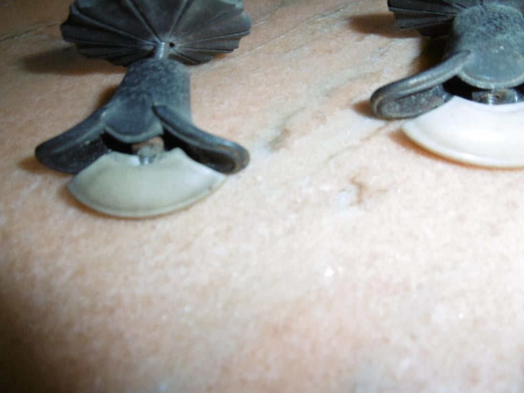 des tracteurs anciens, en bronze et ivoire ? bon état, Antiquités & Art, Enlèvement ou Envoi