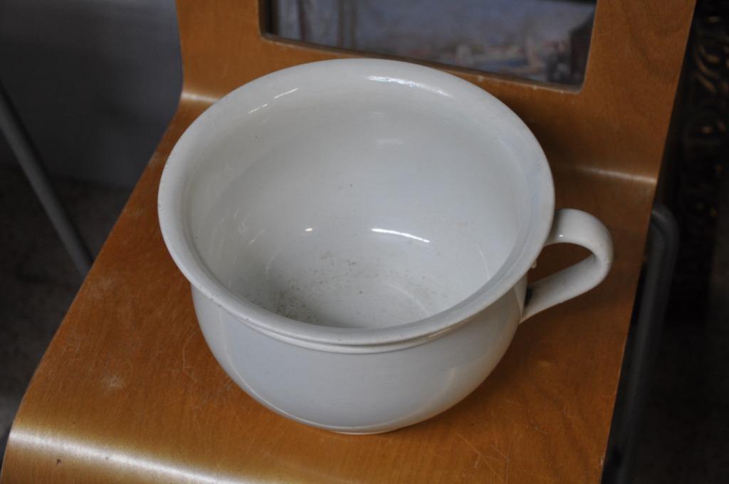 Pot de chambre en céramique Boch., Antiquités & Art, Enlèvement