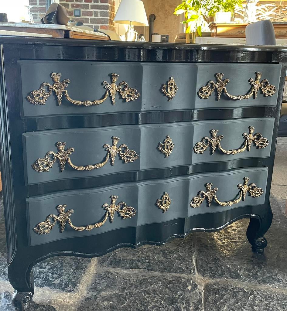 Commode de style Louis XV, Maison & Meubles, Armoires | Commodes, Enlèvement, Comme neuf