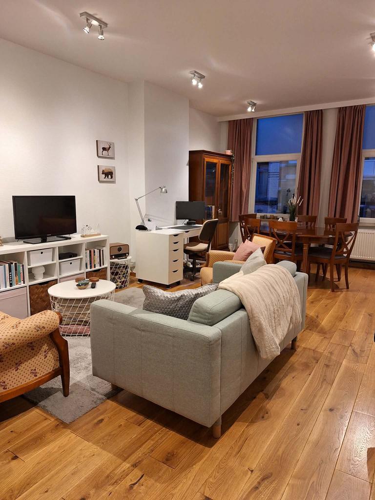 Ruim gerenoveerd app 2 slpk nabij St Pieters station, Immo, Gent