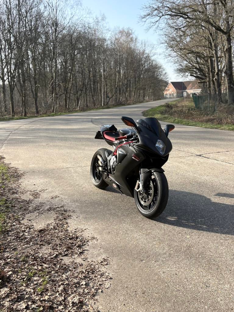 mv agusta f3 800, Motoren, Motoren | MV Agusta, Motorrijbewijs A, 3 cilinders, Super Sport, Particulier