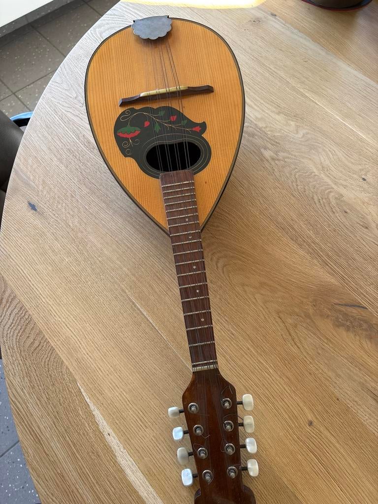 Napolitaanse mandoline, Ophalen, Zo goed als nieuw