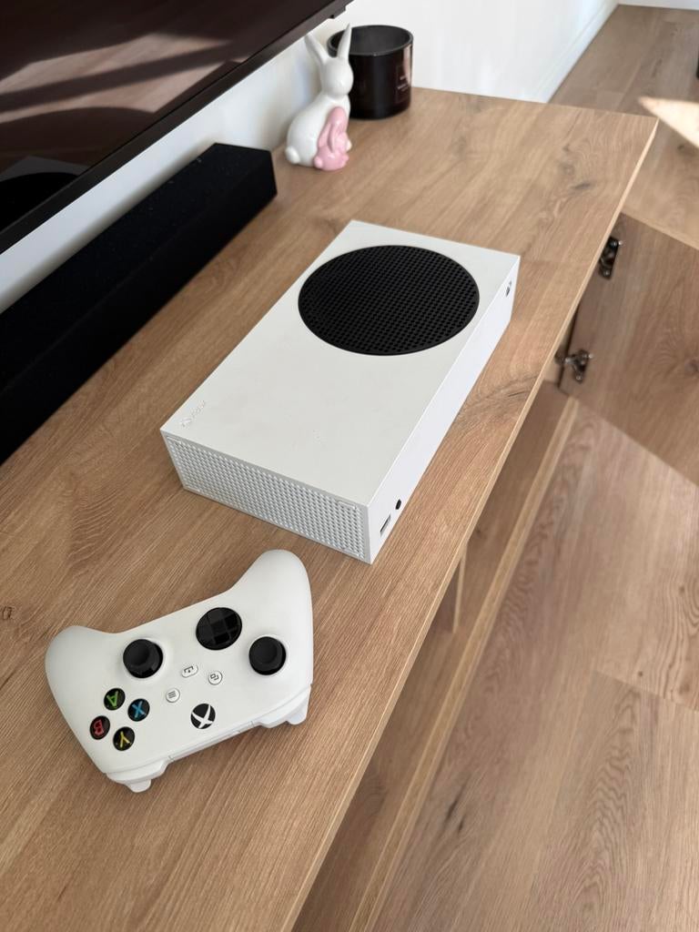 Xbox series S met full logitech racing sim, Consoles de jeu & Jeux vidéo, Enlèvement, Comme neuf, Xbox Series S