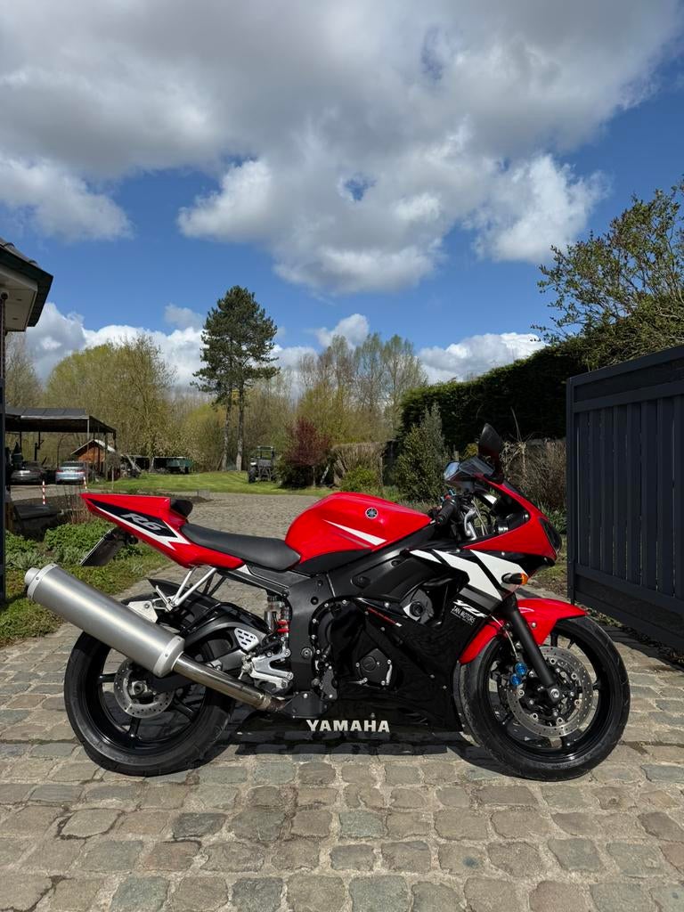 Yamaha YZF-R6 *Cocktail Red* @AelbrechtMotors