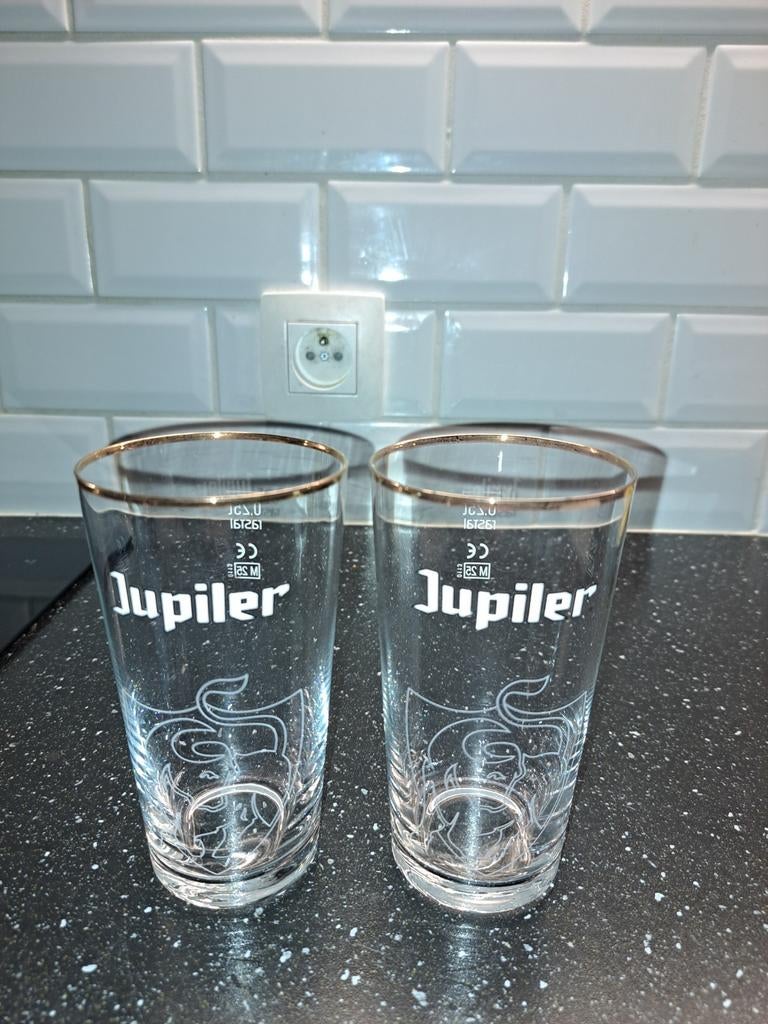 2 verres à bière Jupiler 25 cl, Collections, Enlèvement ou Envoi
