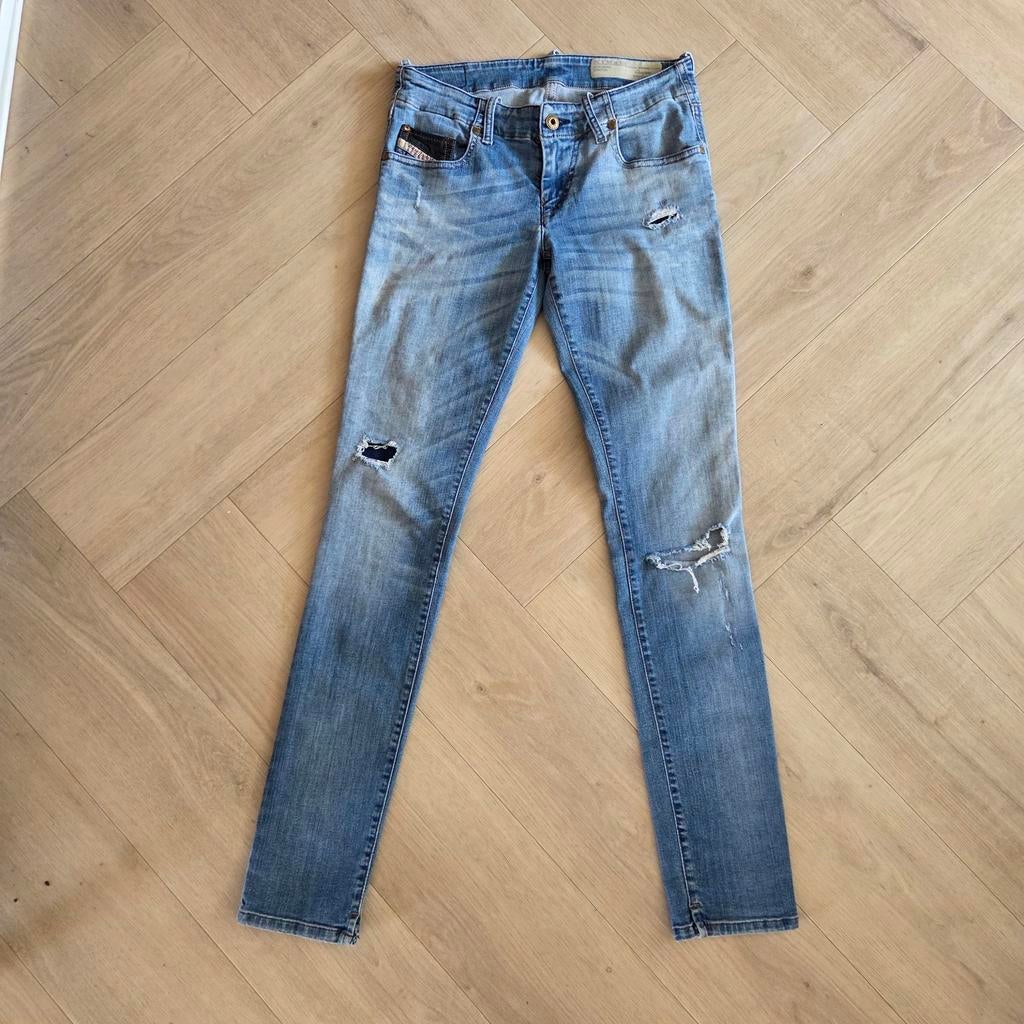 Diesel grupee superslim skinny low waist jeans maat 26/30, Zo goed als nieuw, Diesel, W27 (confectie 34) of kleiner, Verzenden