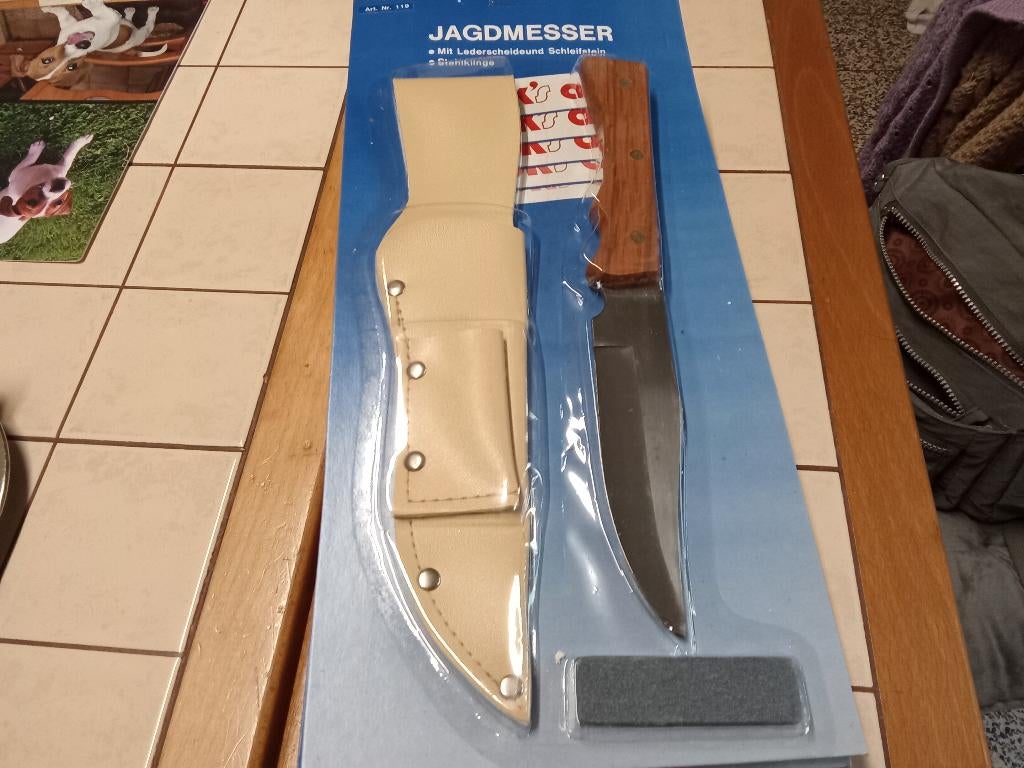 6 keukenmessen met koffer en slijpstenen, Huis en Inrichting, Ophalen