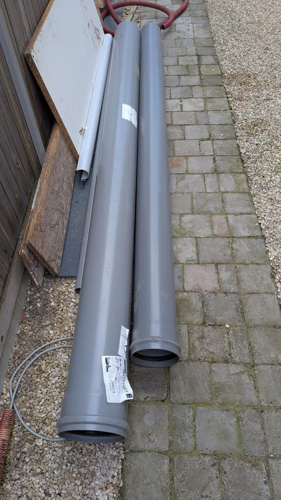 PVC buis benor 200x3,9 lengte 2,8 m, Doe-het-zelf en Bouw, Rolluiken, Ophalen