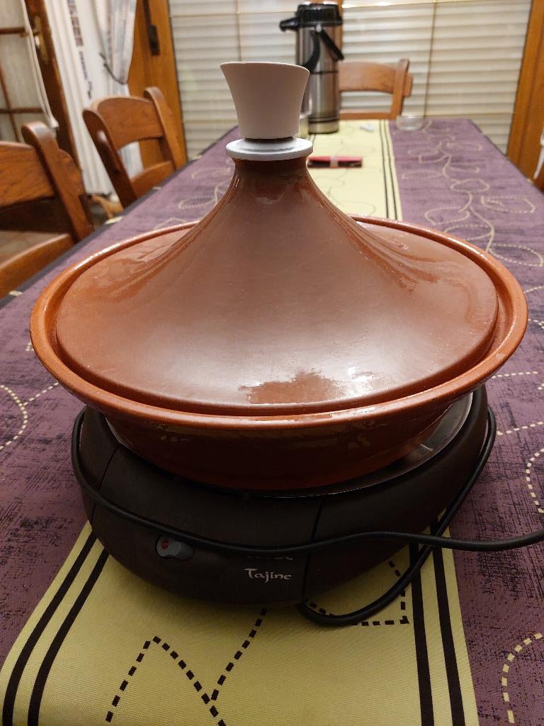 Tajine, Enlèvement, Comme neuf, Autres matériaux, Casserole ou Cocotte-minute