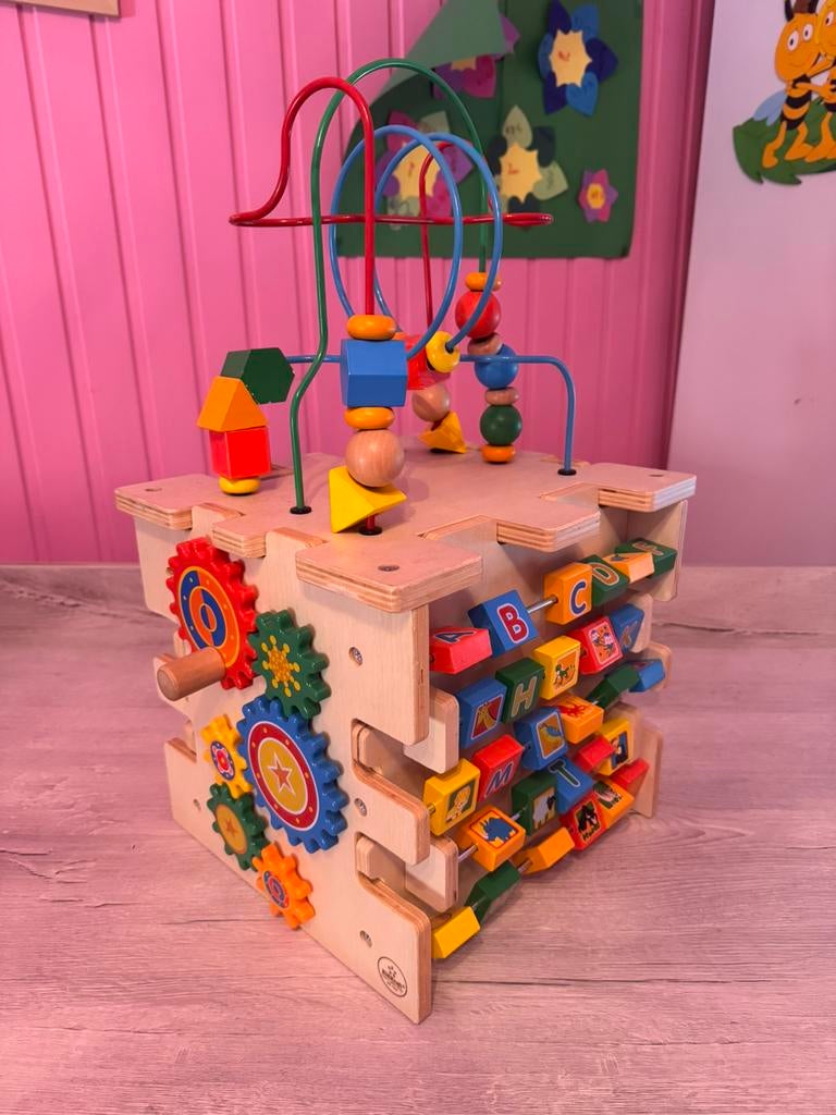 Houten activiteitenkubus, Kinderen en Baby's, Ophalen, Zo goed als nieuw