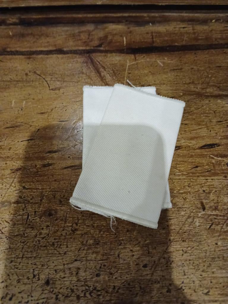 Paire grade police communale, Collections