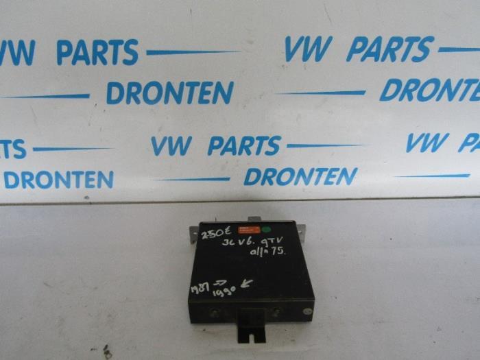 Ordinateur de bord d'un Alfa Romeo GTV, Autos : Pièces & Accessoires, -, 3 mois de garantie, Utilisé, Alfa Romeo