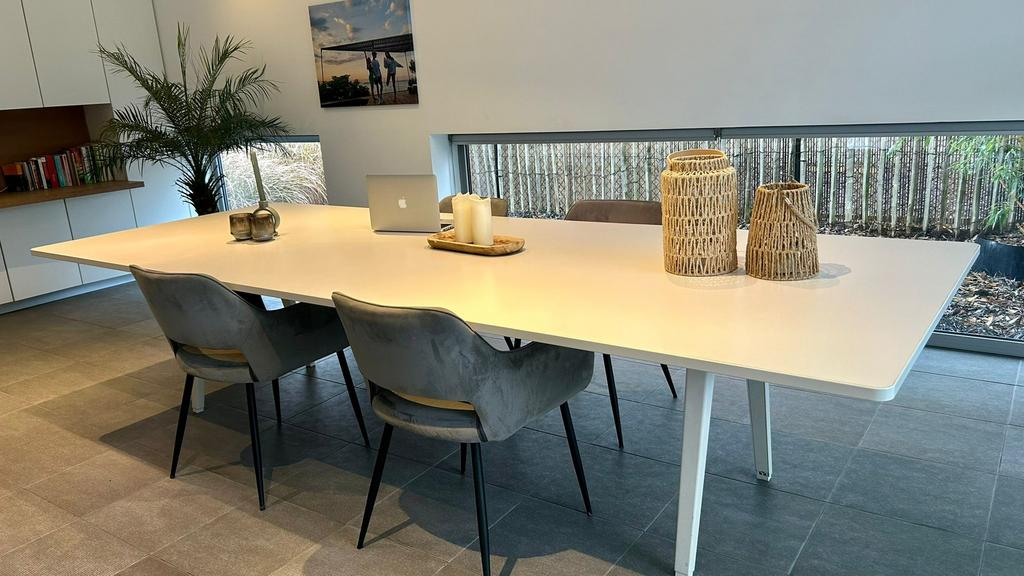 Grote eettafel of bureau - prijs otk, Huis en Inrichting, Ophalen, Gebruikt, 100 tot 150 cm, 200 cm of meer