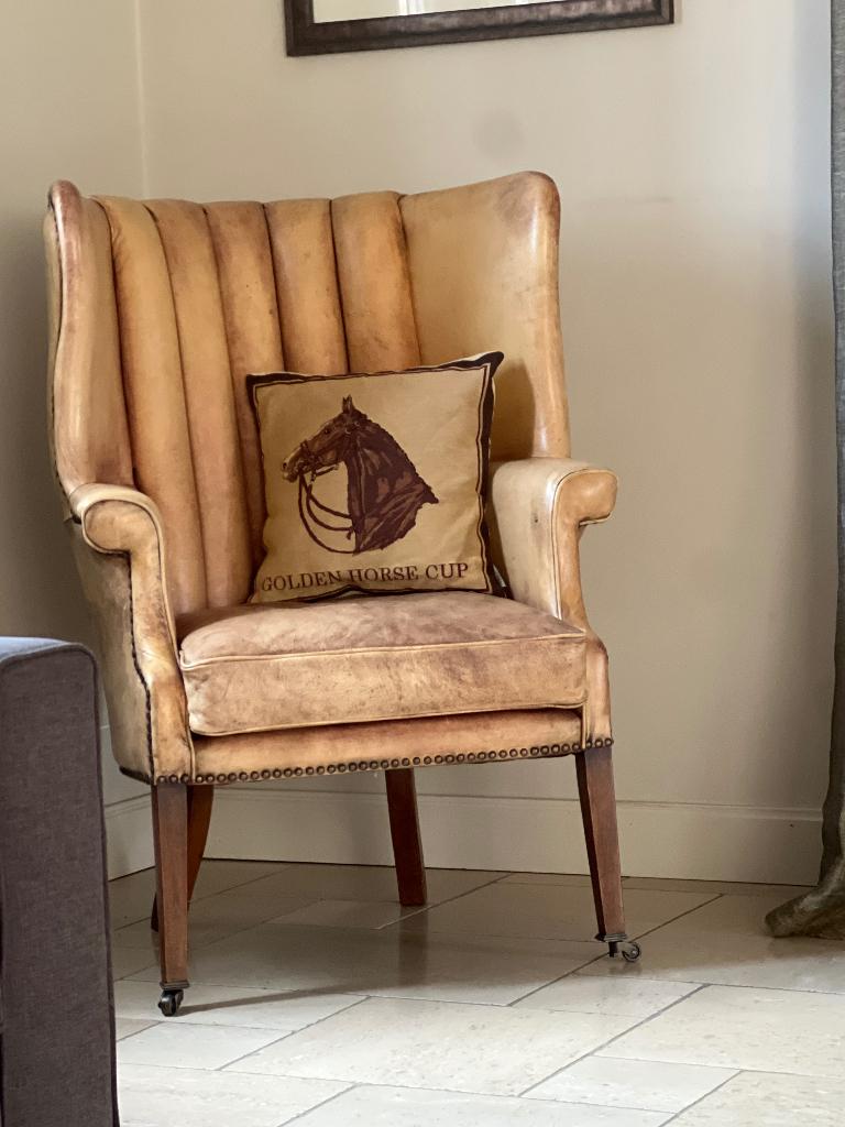 Lederen fauteuil in vintage stijl, Huis en Inrichting, Fauteuils, Gebruikt, Leer, 50 tot 75 cm, 75 tot 100 cm, Ophalen