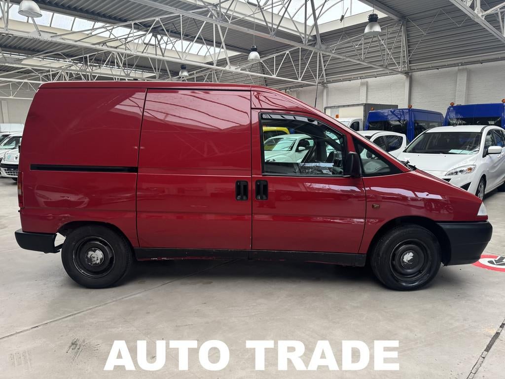 Fiat Scudo 1.9D | Lichte Vracht | Inbouw Kasten | 1J Garanti, Voorwielaandrijving, 4 deurs, Monovolume, Zwart