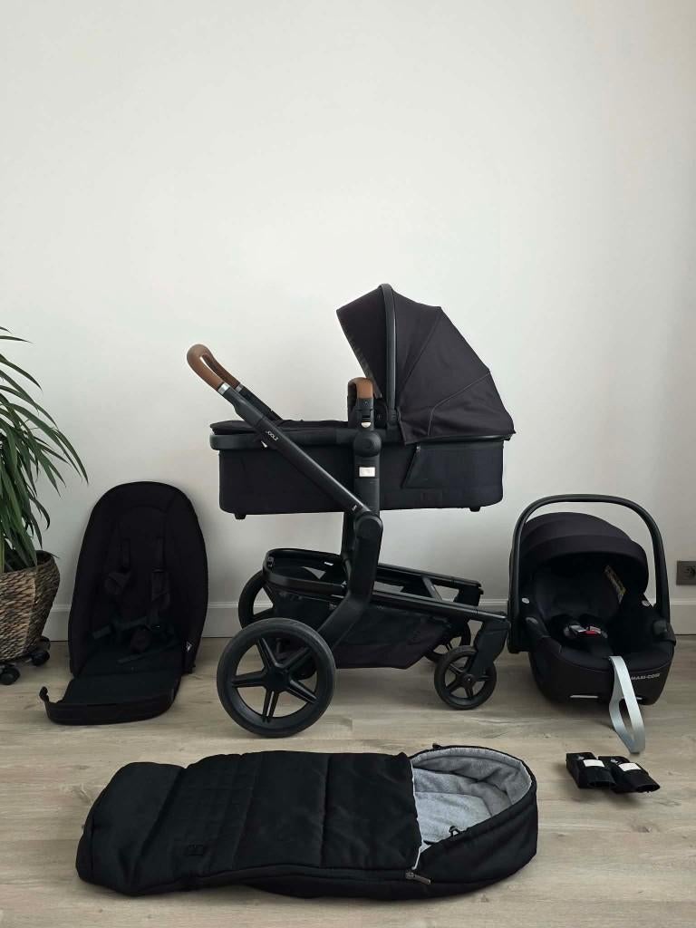 Joolz Day+ Black, Kinderen en Baby's, Kinderwagens en Combinaties, Zo goed als nieuw, Verstelbare duwstang, Ophalen, Kinderwagen