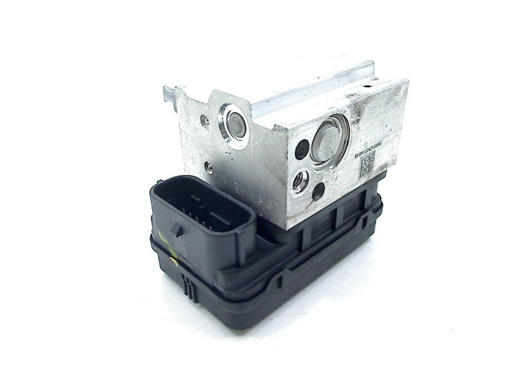 ABS POMP Aprilia SR COMPACT GT200 E5 (RP8MD) (1C005820), Dhr. S. di Majo, Gebruikt, Info@cama-motorparts.nl, P.J. Troelstraweg 8 8
3144 CX  MAASSLUIS, NL