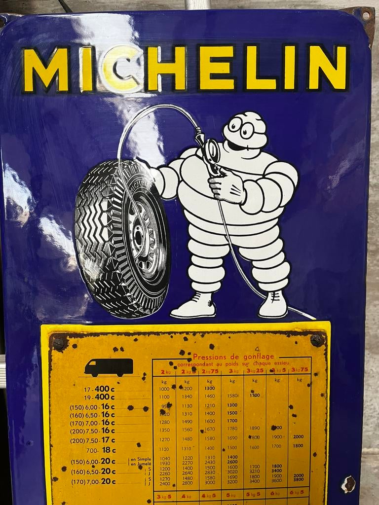 Origineel Michelin emaille bandenspanningsbord – jaren 60/70, Auto diversen, Auto-accessoires, Zo goed als nieuw, Ophalen of Verzenden