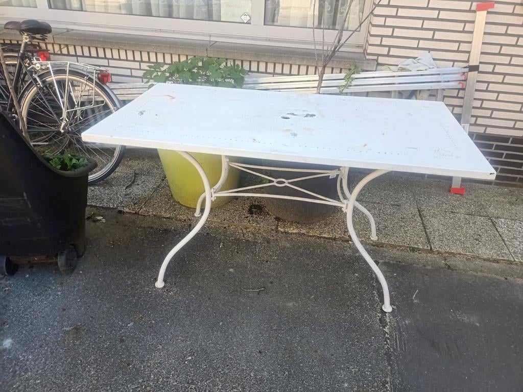 Tuintafel metaal, Tuin en Terras, Tuintafels, Ophalen of Verzenden, Metaal