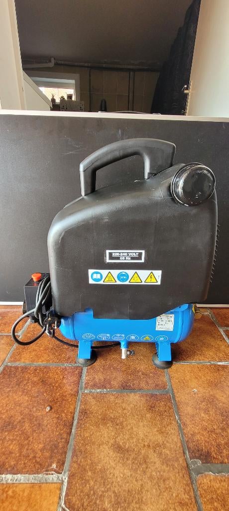 Airpress Stille Olievrije Compressor LMO 6-165 (NP € 325.), Enlèvement, Comme neuf, Mobile