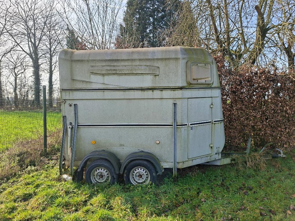 Paarden trailer, Animaux & Accessoires, Chevaux & Poneys | Semi-remorques & Remorques, Utilisé, Remorque 1½ cheval, Polyester