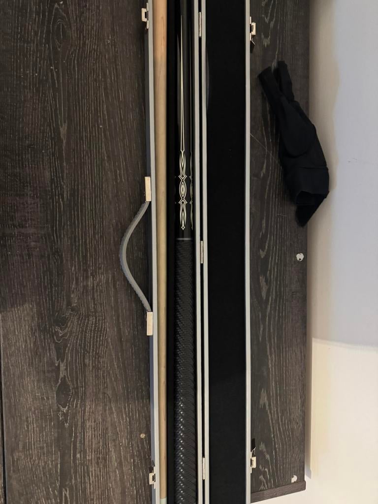 Queue de billard pro, Sport en Fitness, Biljarten en Poolen, Zo goed als nieuw, Ophalen