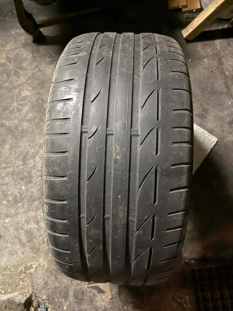 Pneu 245/40 R18 Bridgestone Potenza – occasion (2 en stock), 245 mm, Véhicule de tourisme, Pneus été, Enlèvement