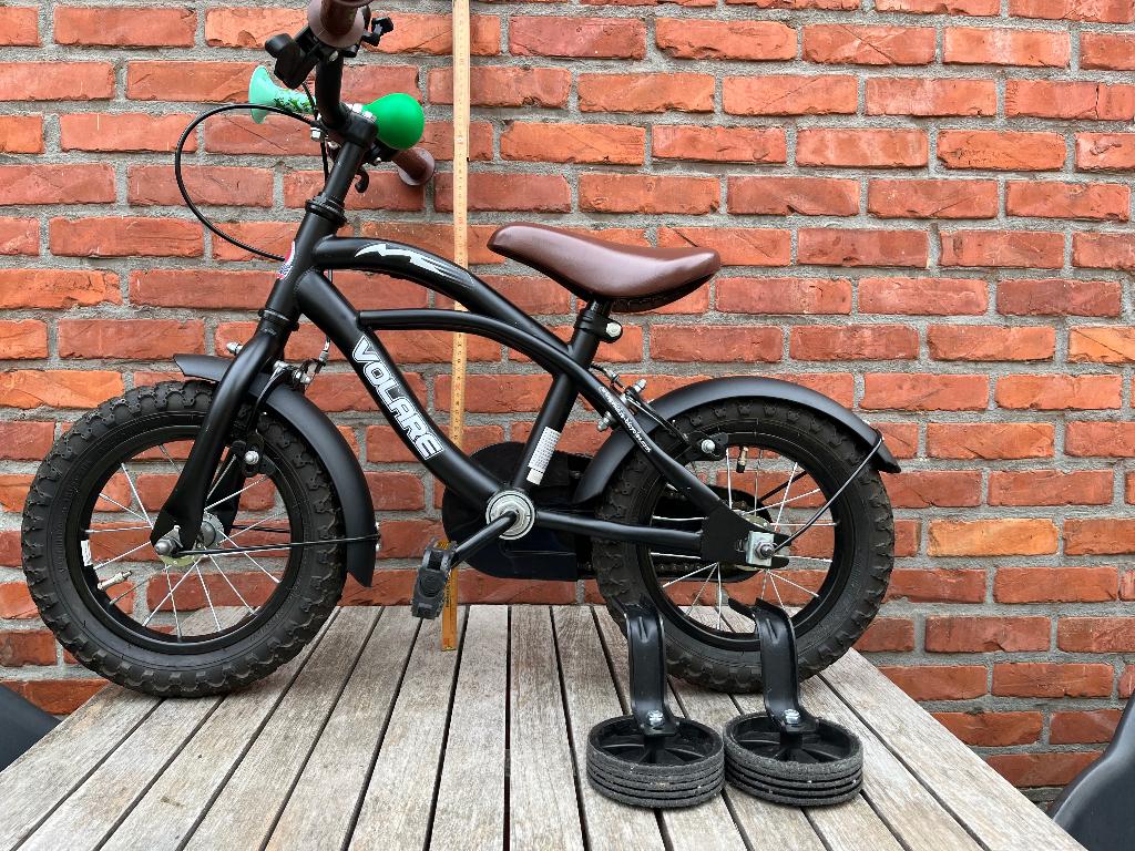 Kinderfiets zwart, Fietsen en Brommers, Ophalen, Zo goed als nieuw