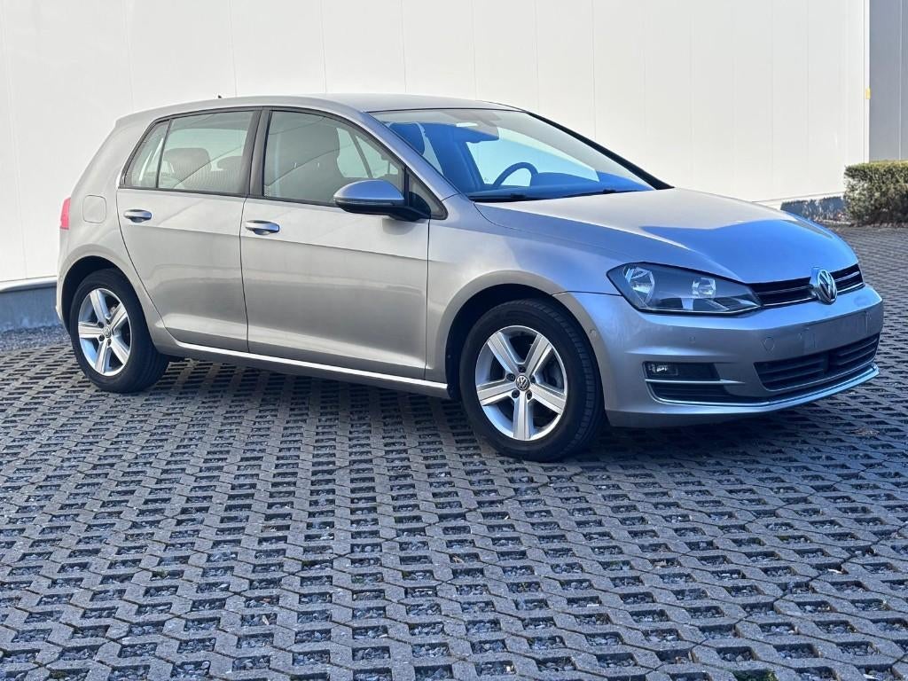 Volkswagen Golf 7 - 1.2 TSI ESSENCE - 2014 -, Autos, Achat, Garantie prolongée, Noir, 5 portes