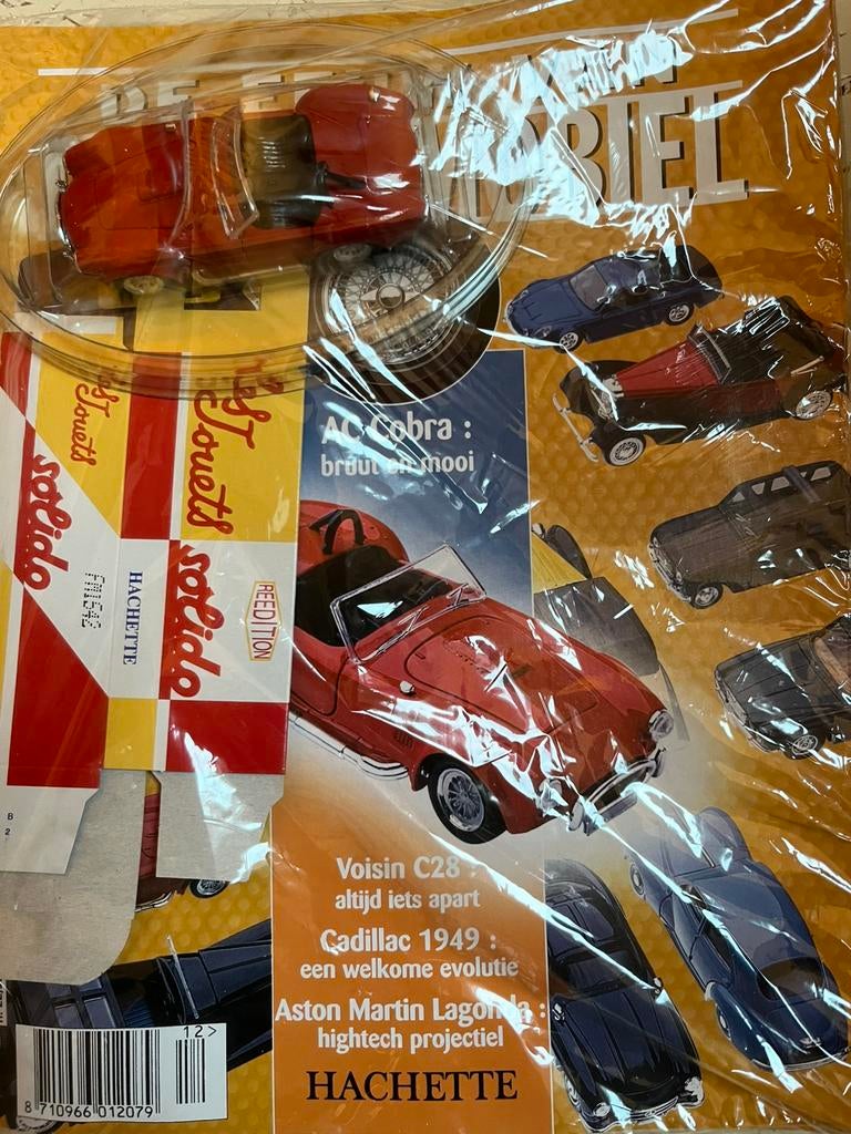 Solido AC Cobra auto+doosje+ magazine, Ophalen of Verzenden, Zo goed als nieuw, Auto, Solido