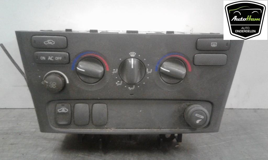 PANNEAU DE COMMANDE CHAUFFAGE CLIMATISATION S60 I (RS / HV), Utilisé, Volvo