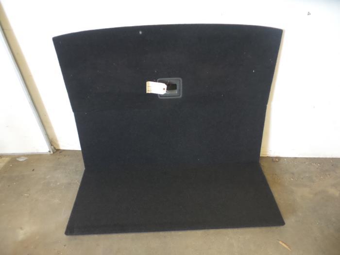 Coffre tapis d'un Volkswagen Passat (Passat 10-), -, 3 mois de garantie, Utilisé, -