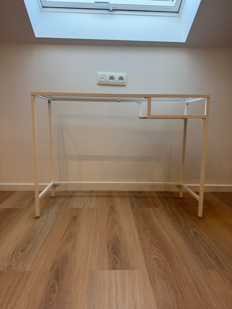 VITTSJÖ bureau tafel, Huis en Inrichting, Bureaus, Zo goed als nieuw, IKEA, Wit, Ophalen