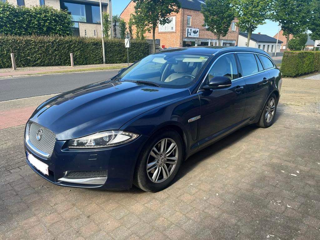 Jaguar xf 2.2, Autos, Jaguar, Particulier, XF, Bluetooth, Diesel, Euro 5, 5 portes, Automatique, Beige, Enlèvement