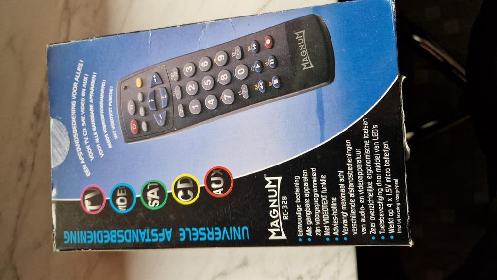 Universeel Afstandbediening Magnum Rc 358, Audio, Tv en Foto, Ophalen, Nieuw, Universeel
